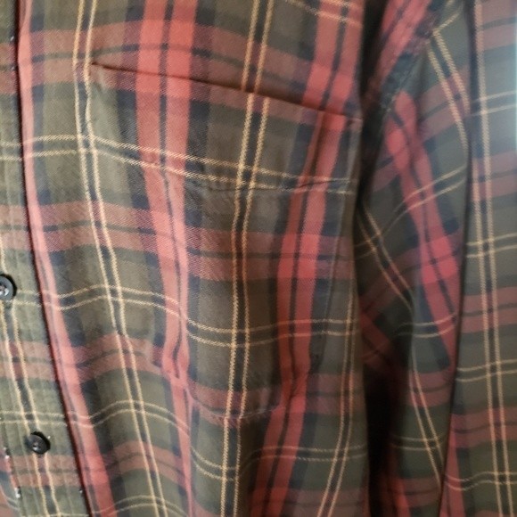 SALE! L.L. Bean Classic Plaid Button Front Shirt - Picture 4 of 7